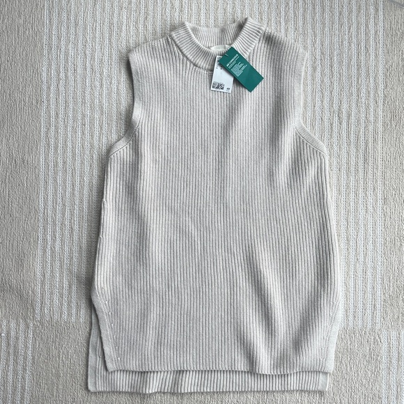 NWT H&M Loose Fit Light Taupe Knit Sweater Vest in Size M CLASSIC NEUTRAL - Picture 5 of 6